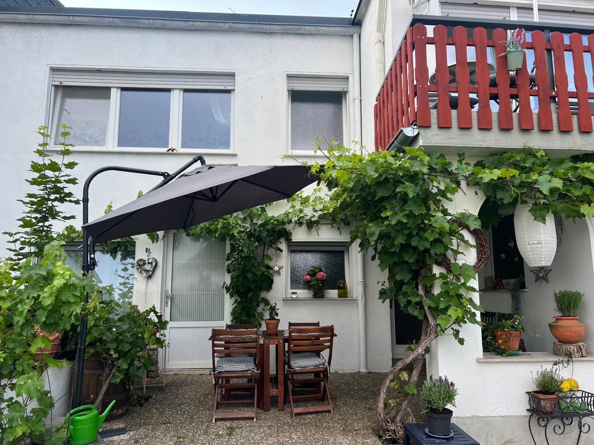 Apartment Am Rotweinwanderweg Bad Neuenahr-Ahrweiler Exterior photo